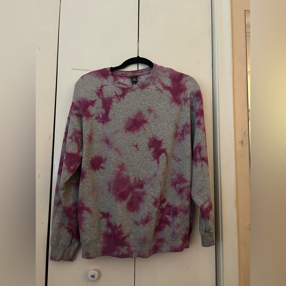 wild fable tie dye crewneck